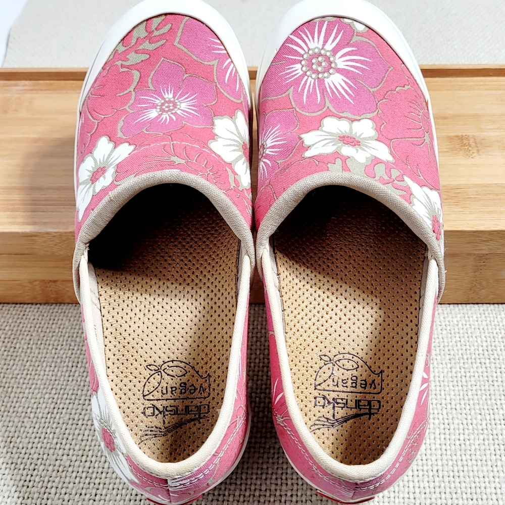 Dansko Vegan Volley Women's Clog Pink White & Cream Floral EU 37 (US 6.5 - 7) - Picture 4 of 9
